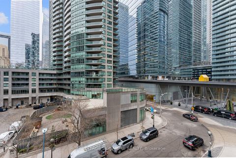 Photo 28 at 502 - 19 Grand Trunk Crescent, Waterfront Communities C1, Toronto