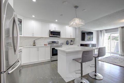 Photo 4 at 59 Kavala Street, Patterson, Vaughan