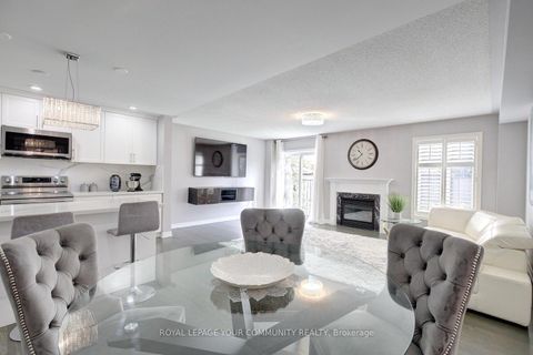 Photo 15 at 59 Kavala Street, Patterson, Vaughan