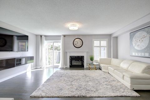 Photo 17 at 59 Kavala Street, Patterson, Vaughan