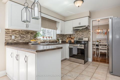 Photo 7 at 11 Heritage Road, Cookstown, Innisfil