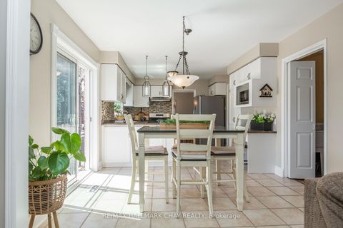 Photo 9 at 11 Heritage Road, Cookstown, Innisfil