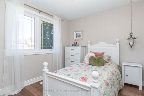 Photo 18 at 11 Heritage Road, Cookstown, Innisfil