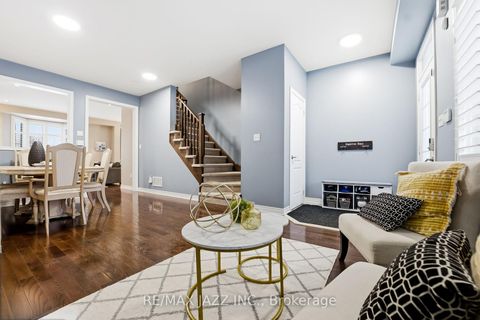 Photo 4 at 2415 Winlord Place, Windfields, Oshawa