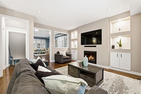 Photo 10 at 2415 Winlord Place, Windfields, Oshawa