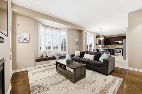 Photo 12 at 2415 Winlord Place, Windfields, Oshawa