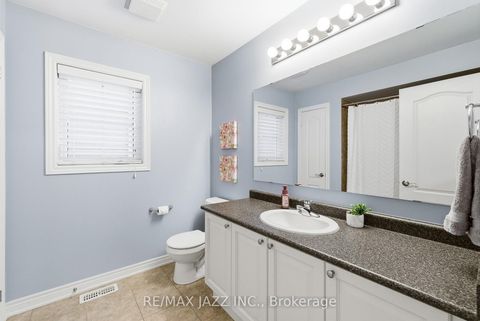 Photo 29 at 2415 Winlord Place, Windfields, Oshawa