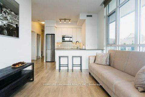 Photo 2 at 234 - 9471 Yonge Street S, Observatory, Richmond Hill