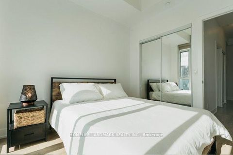Photo 11 at 234 - 9471 Yonge Street S, Observatory, Richmond Hill