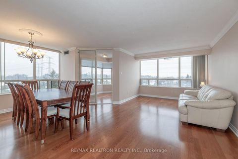 Photo 4 at 615 - 8501 Bayview Avenue, Doncrest, Richmond Hill