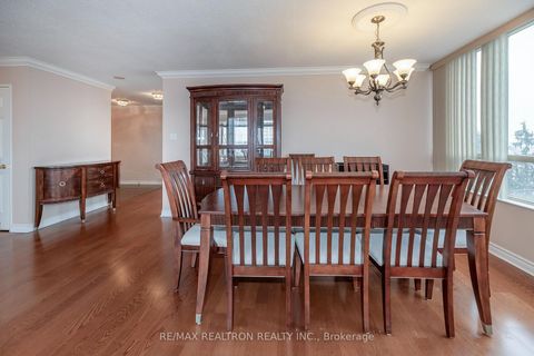 Photo 6 at 615 - 8501 Bayview Avenue, Doncrest, Richmond Hill