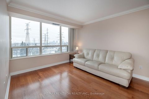 Photo 7 at 615 - 8501 Bayview Avenue, Doncrest, Richmond Hill