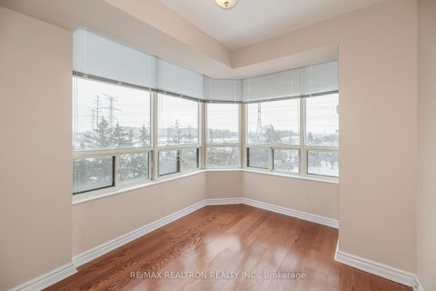Photo 8 at 615 - 8501 Bayview Avenue, Doncrest, Richmond Hill