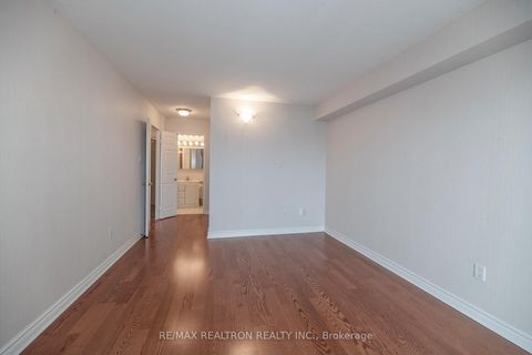 Photo 14 at 615 - 8501 Bayview Avenue, Doncrest, Richmond Hill