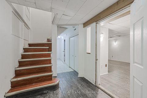 Photo 7 at 159 Alfred Avenue, Willowdale East, Toronto