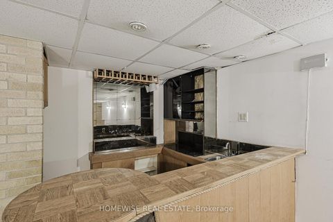 Photo 12 at 159 Alfred Avenue, Willowdale East, Toronto