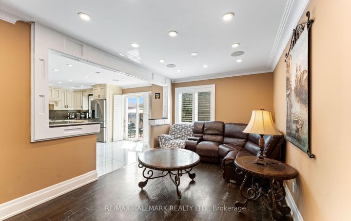 Photo 18 at 287 Andy Crescent, Elder Mills, Vaughan