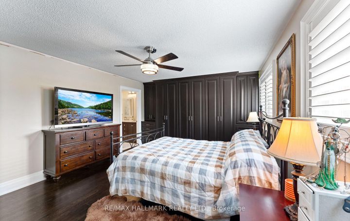 Photo 35 at 287 Andy Crescent, Elder Mills, Vaughan