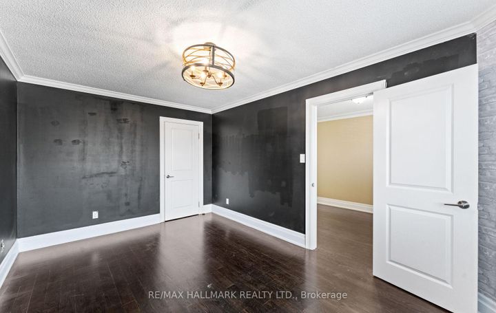 Photo 38 at 287 Andy Crescent, Elder Mills, Vaughan