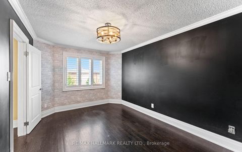 Photo 39 at 287 Andy Crescent, Elder Mills, Vaughan