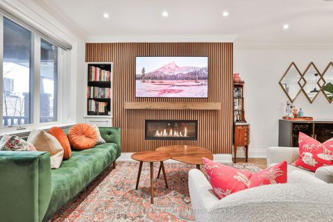 Photo 3 at 665 Millwood Road, Mount Pleasant East, Toronto