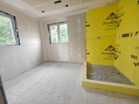 Photo 7 at 6 Cotton Avenue, Birchmount, Toronto