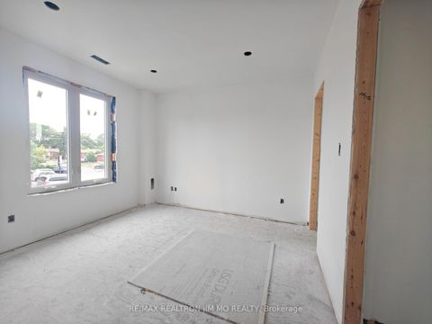 Photo 8 at 6 Cotton Avenue, Birchmount, Toronto