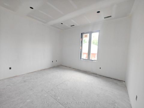 Photo 9 at 6 Cotton Avenue, Birchmount, Toronto