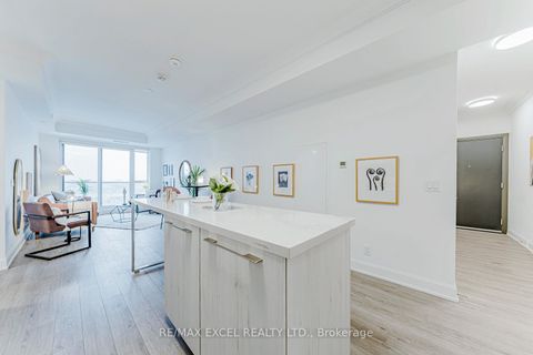 Photo 14 at 2701 - 8 Water Walk Drive, Unionville, Markham