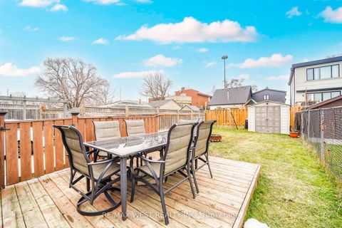 Photo 11 at 26 Manitoba Street, Mimico, Toronto