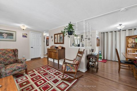 Photo 9 at 16 Mimosa Crescent, Rural Innisfil, Innisfil