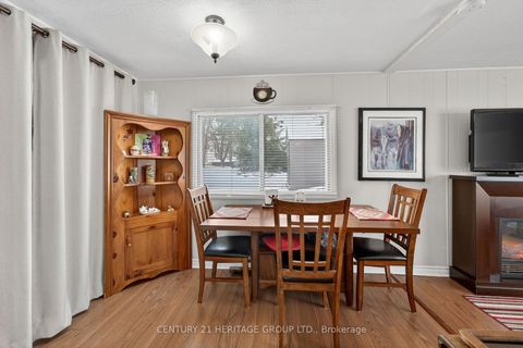 Photo 11 at 16 Mimosa Crescent, Rural Innisfil, Innisfil