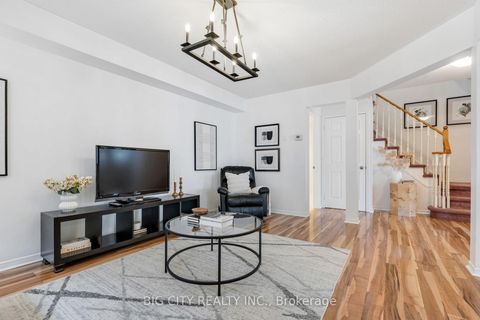 Photo 4 at 622 Pinder Avenue, Wyndham, Newmarket