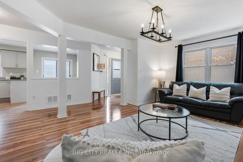 Photo 5 at 622 Pinder Avenue, Wyndham, Newmarket