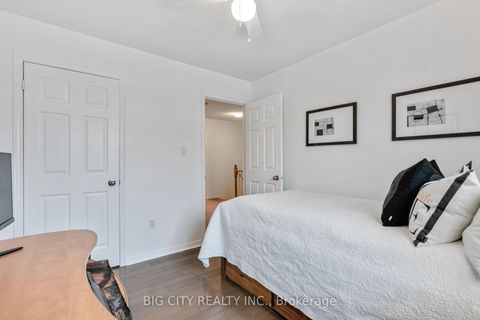 Photo 12 at 622 Pinder Avenue, Wyndham, Newmarket