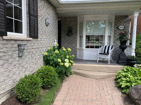 Photo 43 at 1091 Benton Crescent, Liverpool, Pickering