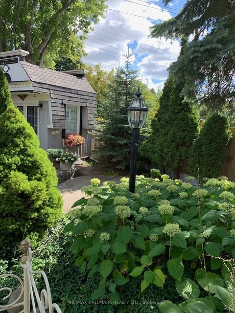 Photo 45 at 1091 Benton Crescent, Liverpool, Pickering