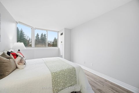 Photo 17 at 212 - 30 Thunder Grove, Agincourt North, Toronto