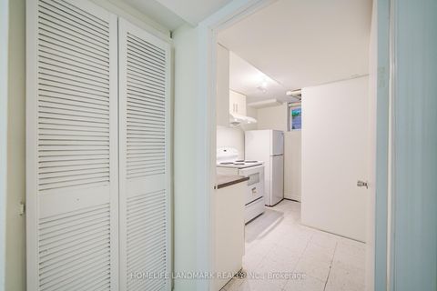 Photo 32 at 186 - 70 Cass Avenue, Sullivan, Toronto