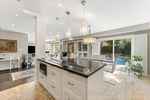 Photo 12 at 286 Kirby Crescent, Glenway Estates, Newmarket