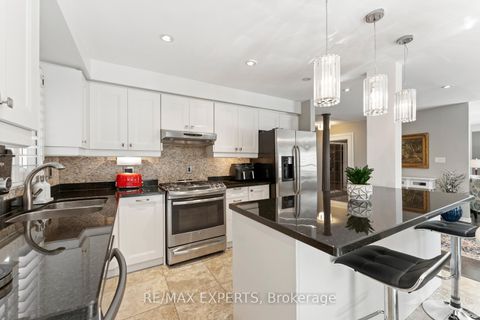 Photo 13 at 286 Kirby Crescent, Glenway Estates, Newmarket