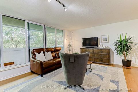 Photo 10 at 207 - 360 Bloor Street E, Moore Park, Toronto