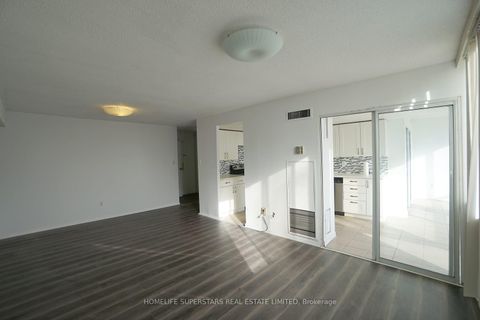 Photo 11 at 1204 - 10 Markbrook Lane, Jamestown, Toronto