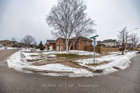 Photo 2 at 16 Goodwin Avenue, Bowmanville, Clarington