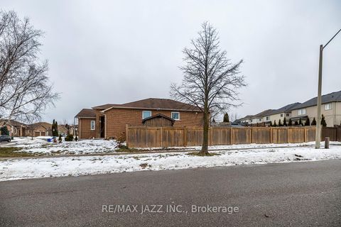 Photo 4 at 16 Goodwin Avenue, Bowmanville, Clarington