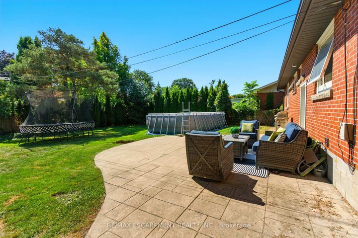 Photo 19 at 2224 Ghent Avenue, Brant, Burlington