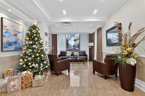 Photo 39 at 112 - 40 Harding Boulevard W, North Richvale, Richmond Hill