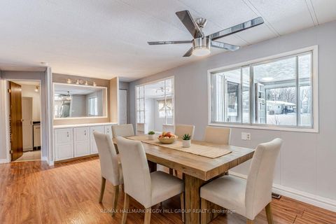 Photo 2 at 6 Hickory Court, Rural Innisfil, Innisfil