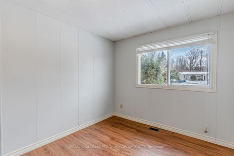 Photo 7 at 6 Hickory Court, Rural Innisfil, Innisfil