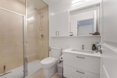 Photo 16 at 224 - 50 Upper Mall Way, Brownridge, Vaughan